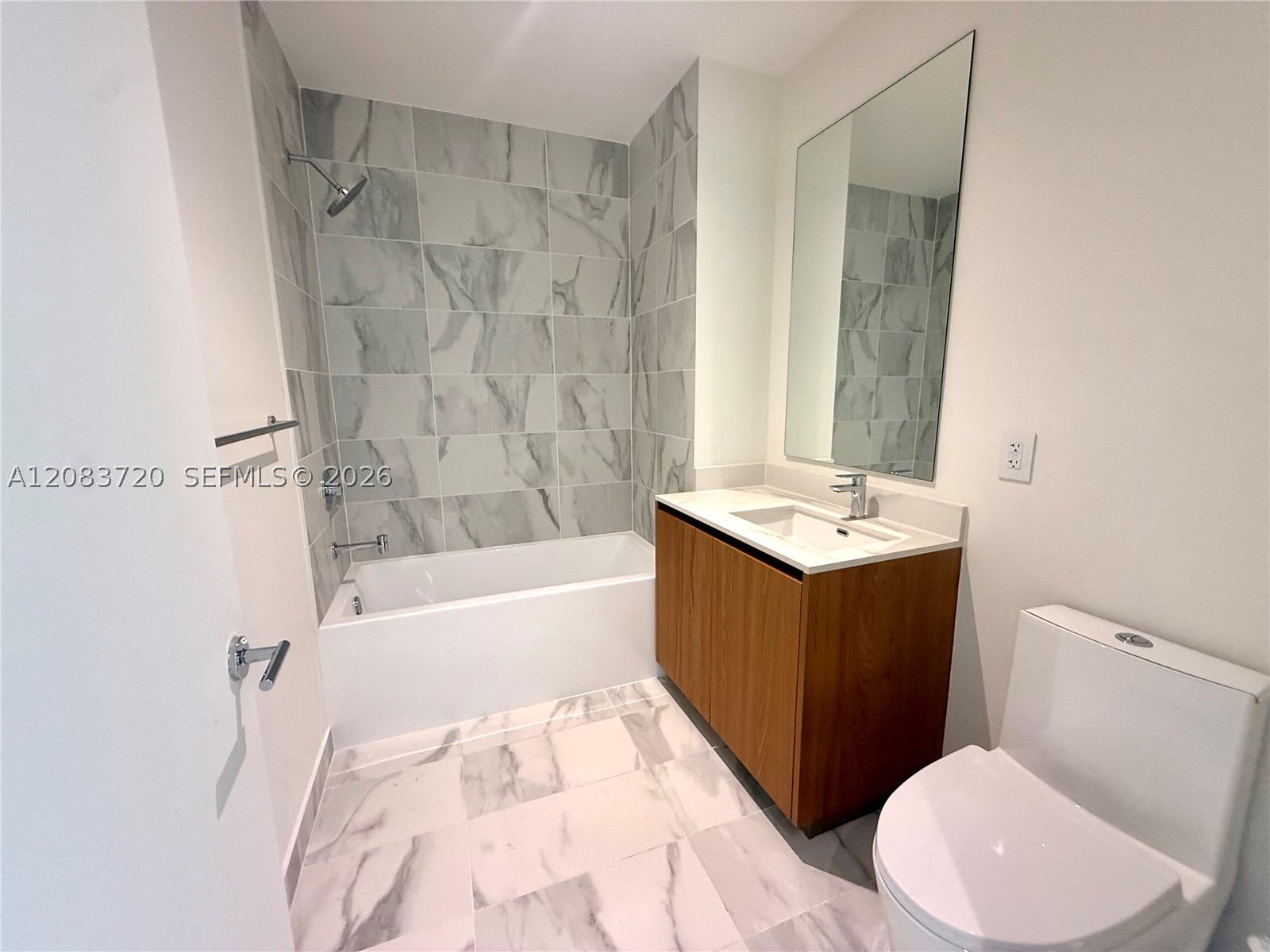 1400 Biscayne Blvd 1602 Property Photo 26