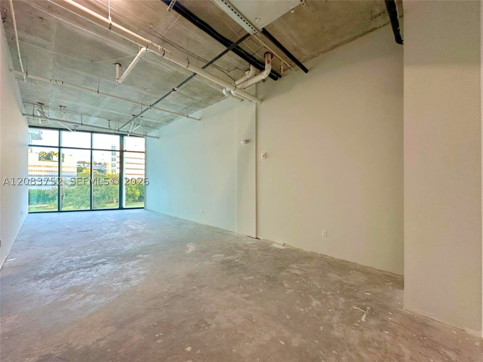 21290 Biscayne Blvd 303 Property Photo 13