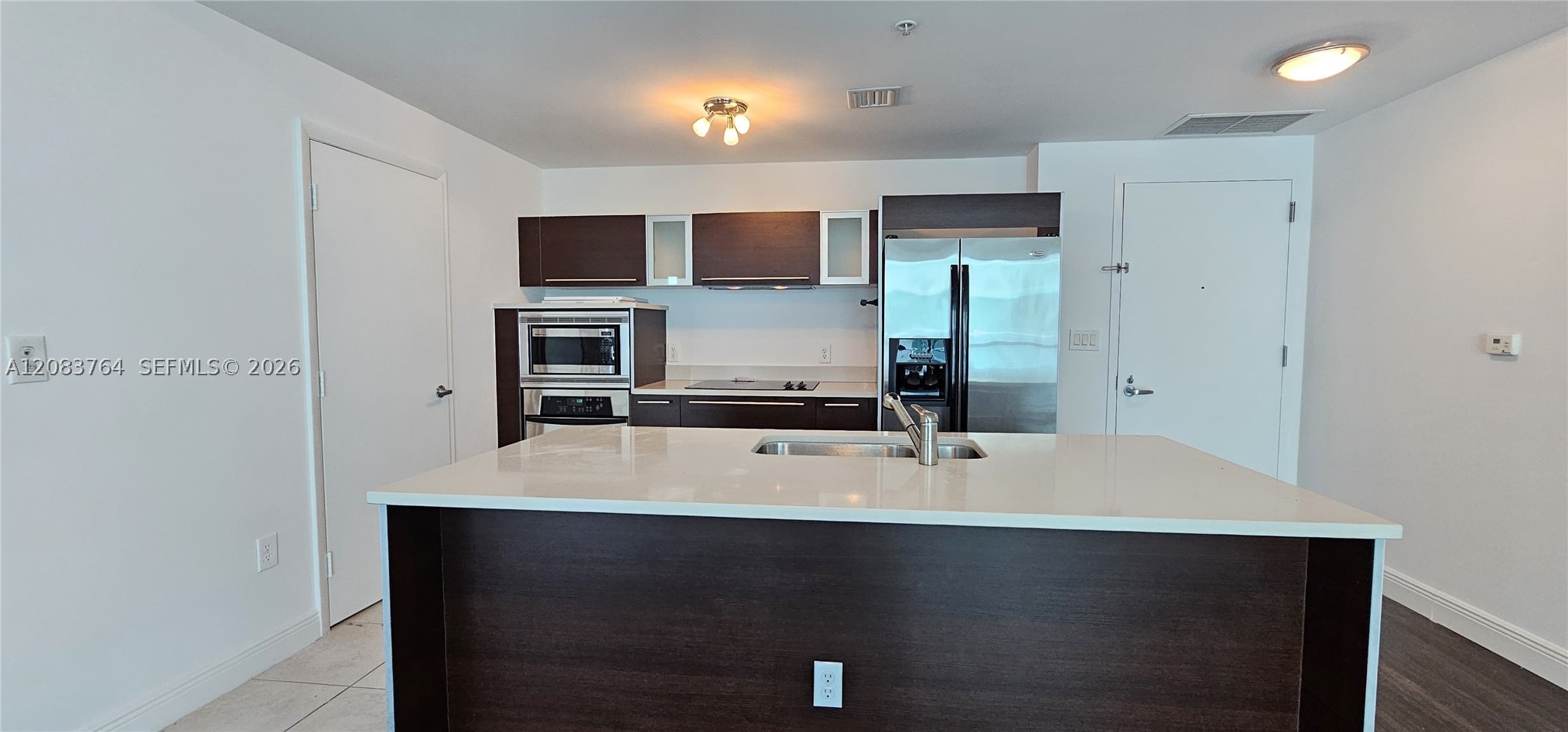 1900 N Bayshore Dr 1617 Property Photo 1