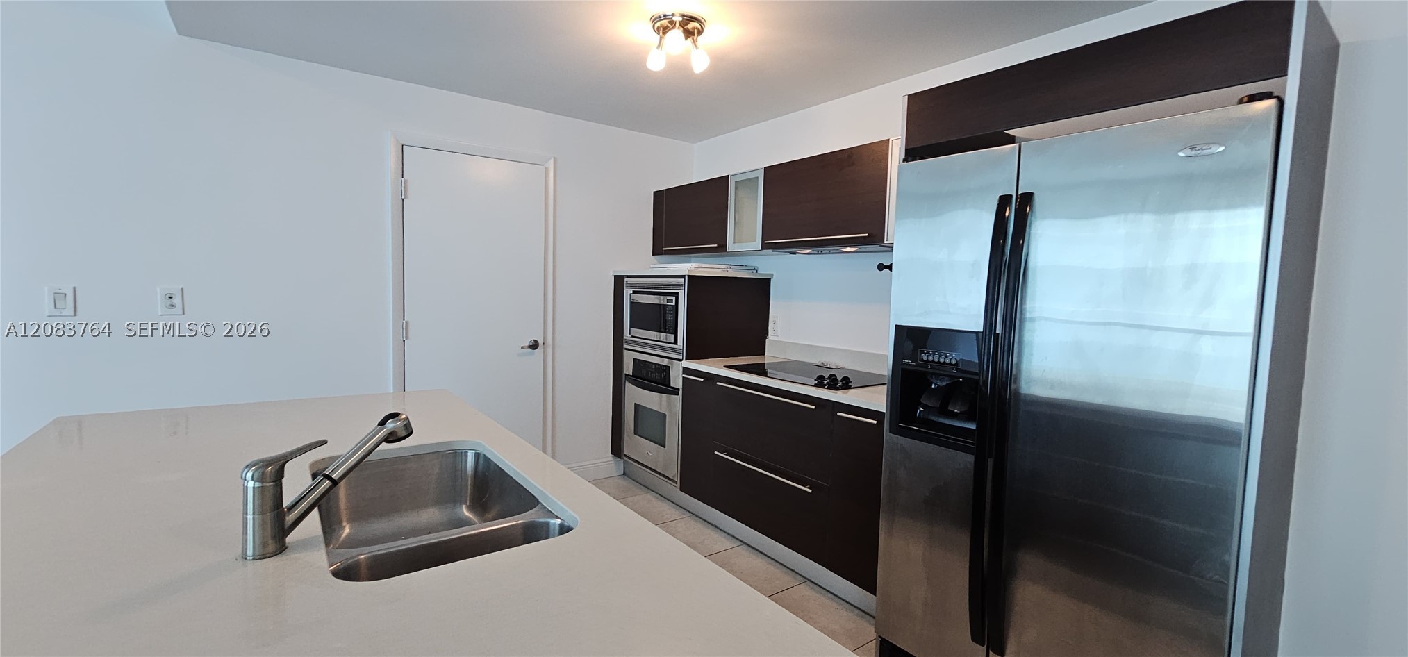 1900 N Bayshore Dr 1617 Property Photo 3