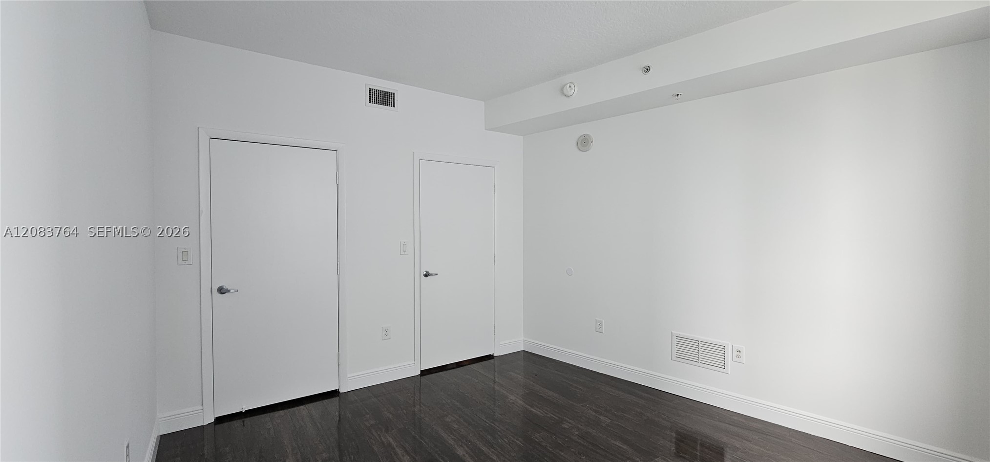 1900 N Bayshore Dr 1617 Property Photo 11