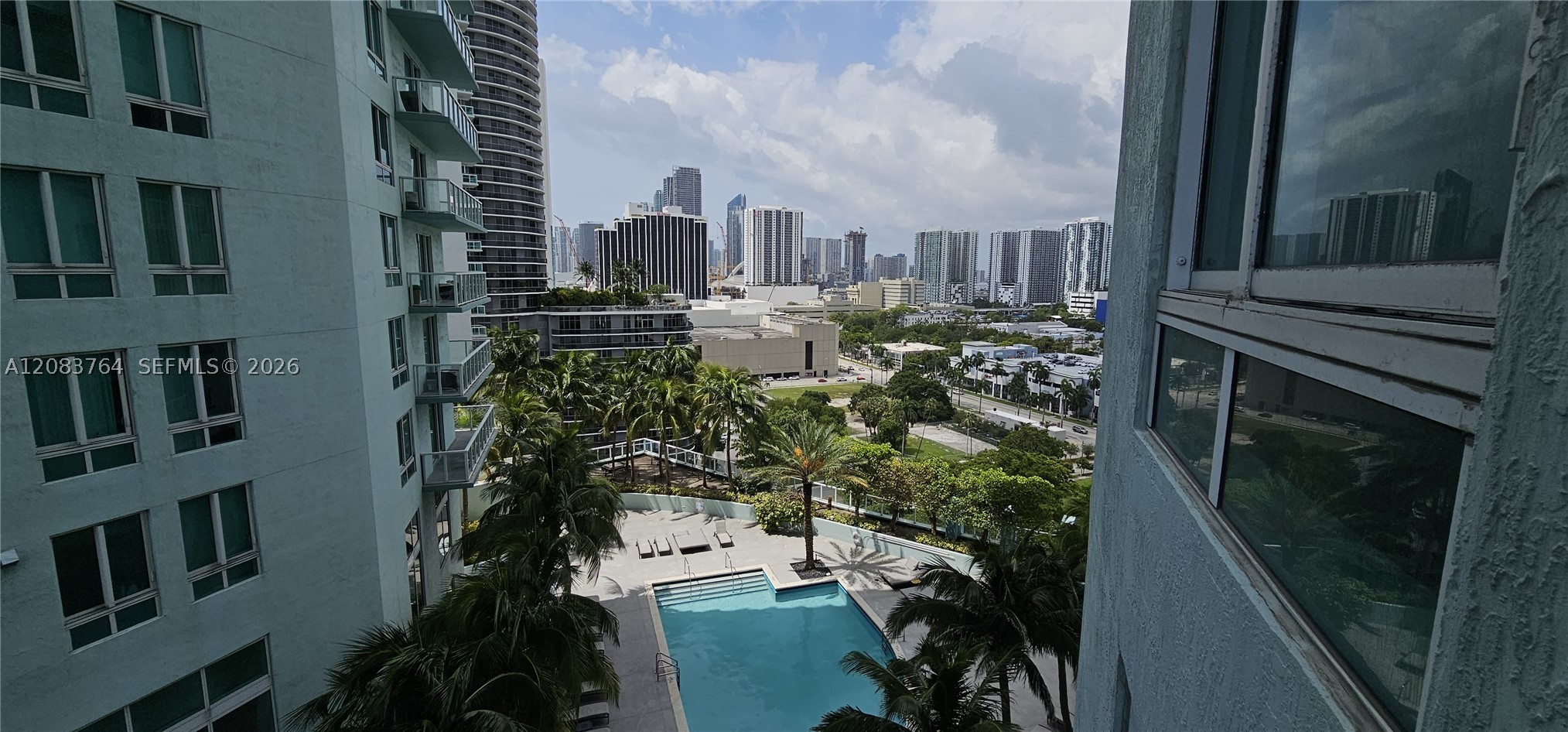 1900 N Bayshore Dr 1617 Property Photo 16