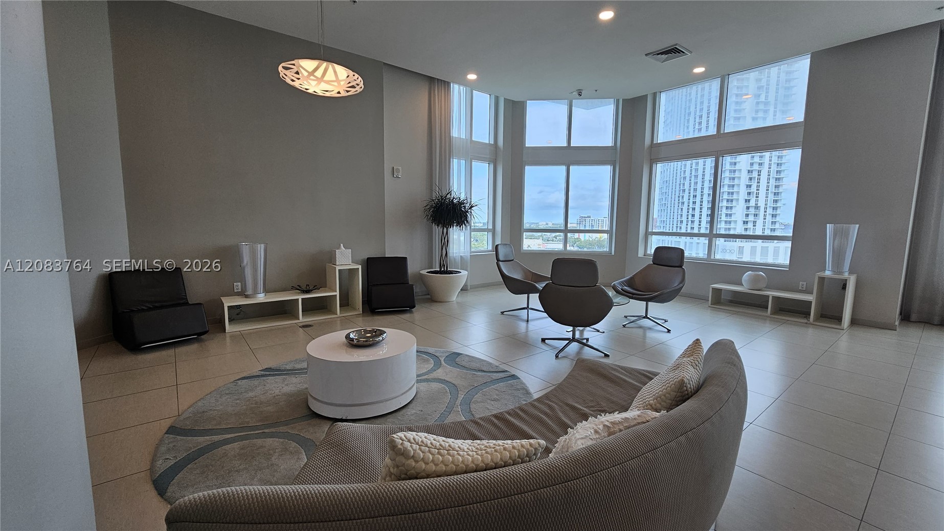 1900 N Bayshore Dr 1617 Property Photo 26