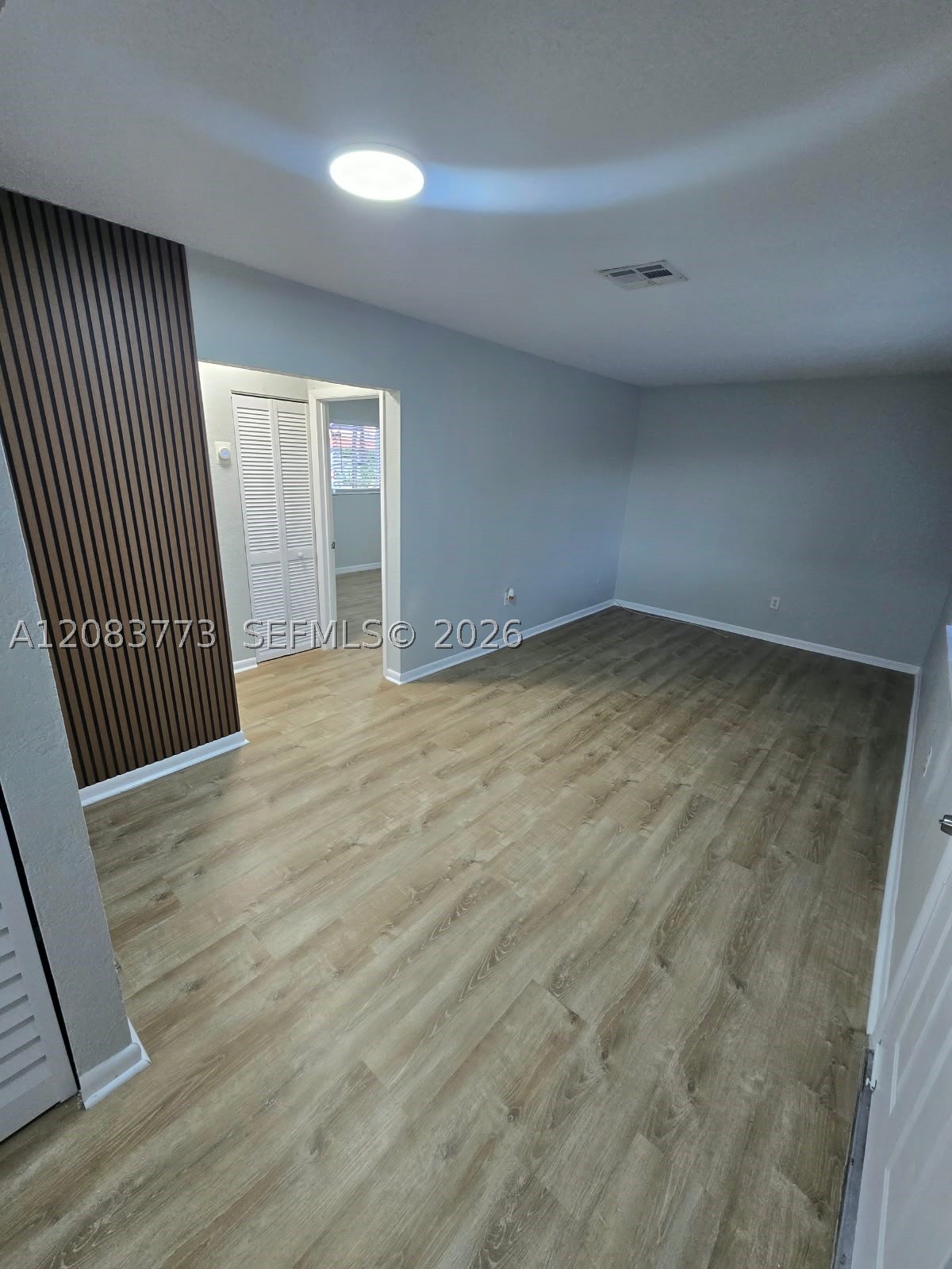 A12083773 Property Photo 2
