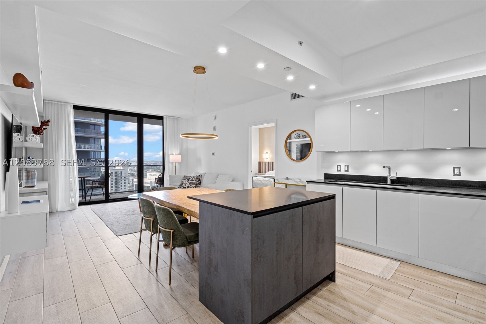 1010 Brickell Ave 4009 Property Photo 1