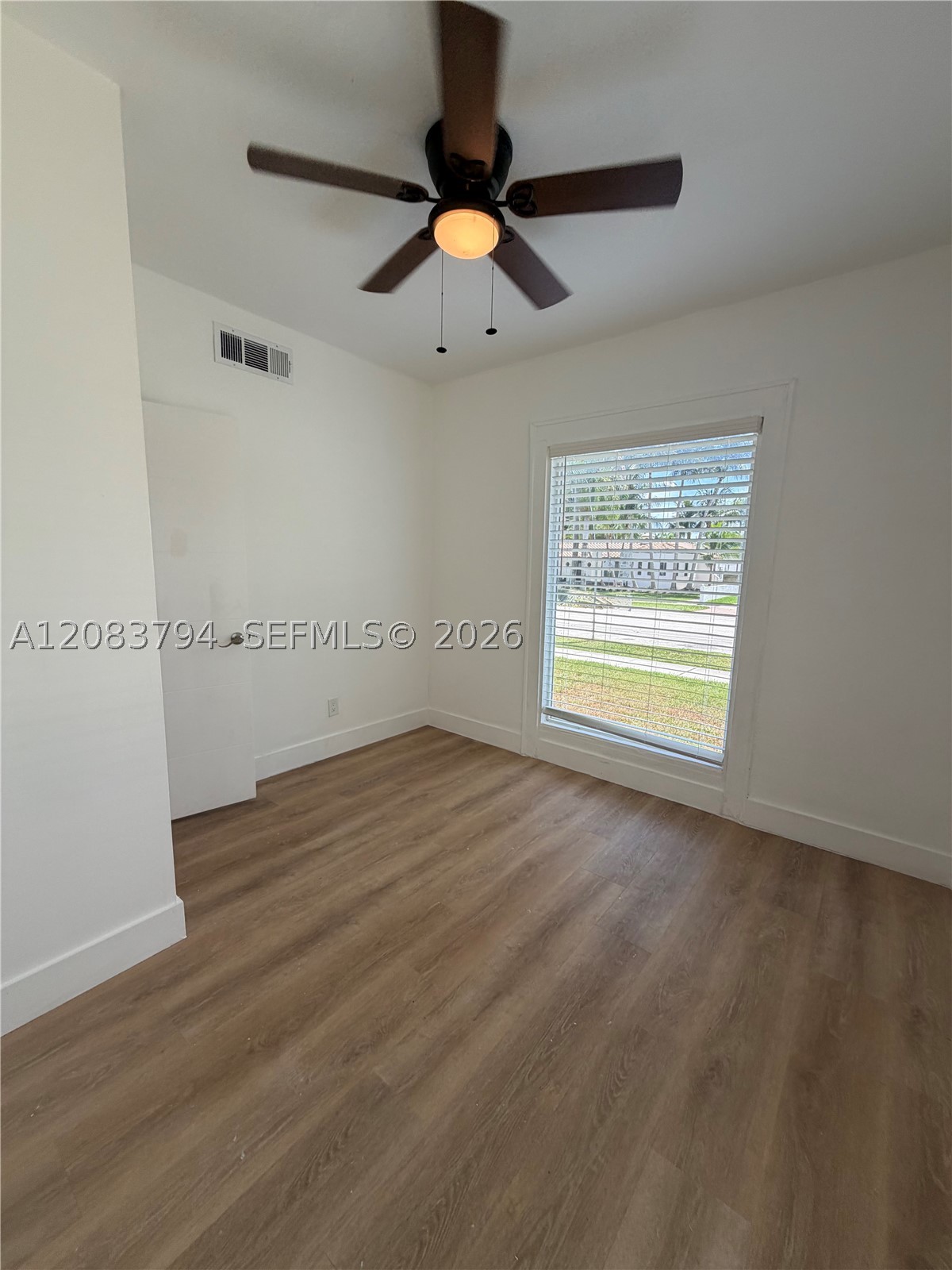 817 Tyler St 1 Property Photo 7