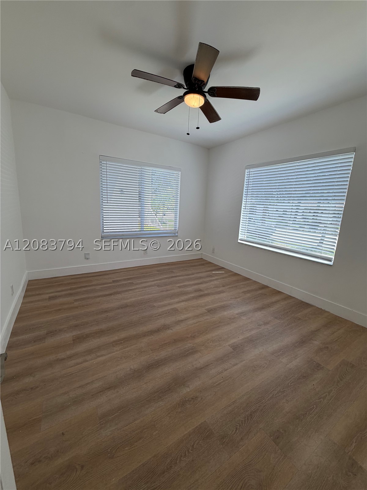 817 Tyler St 1 Property Photo 8