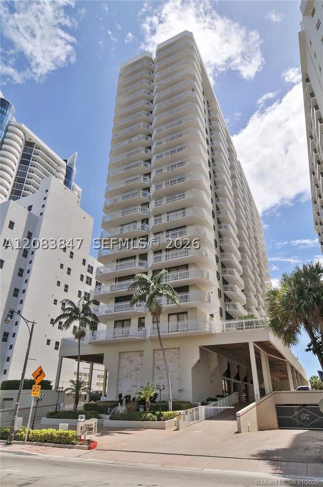6061 Collins Ave 23b Property Photo 15
