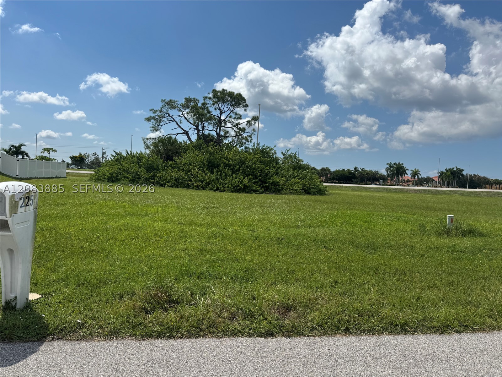 224 Sw 31 St Pl Property Photo 1