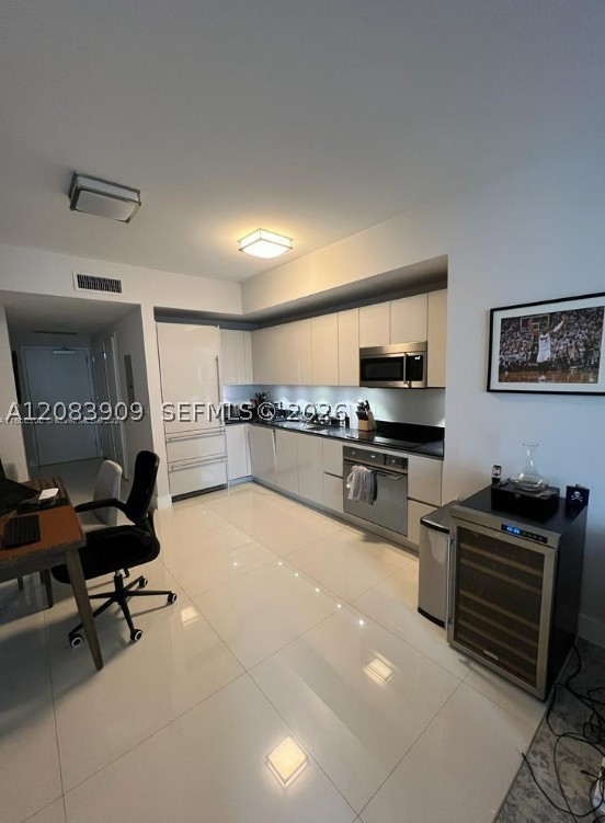 1010 Brickell Ave 2308 Property Photo 3