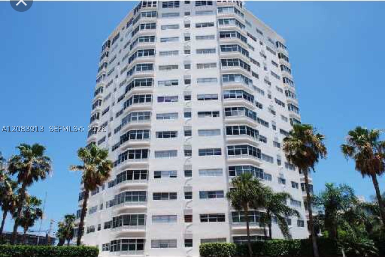 1881 Washington Ave 5B Property Photo 1