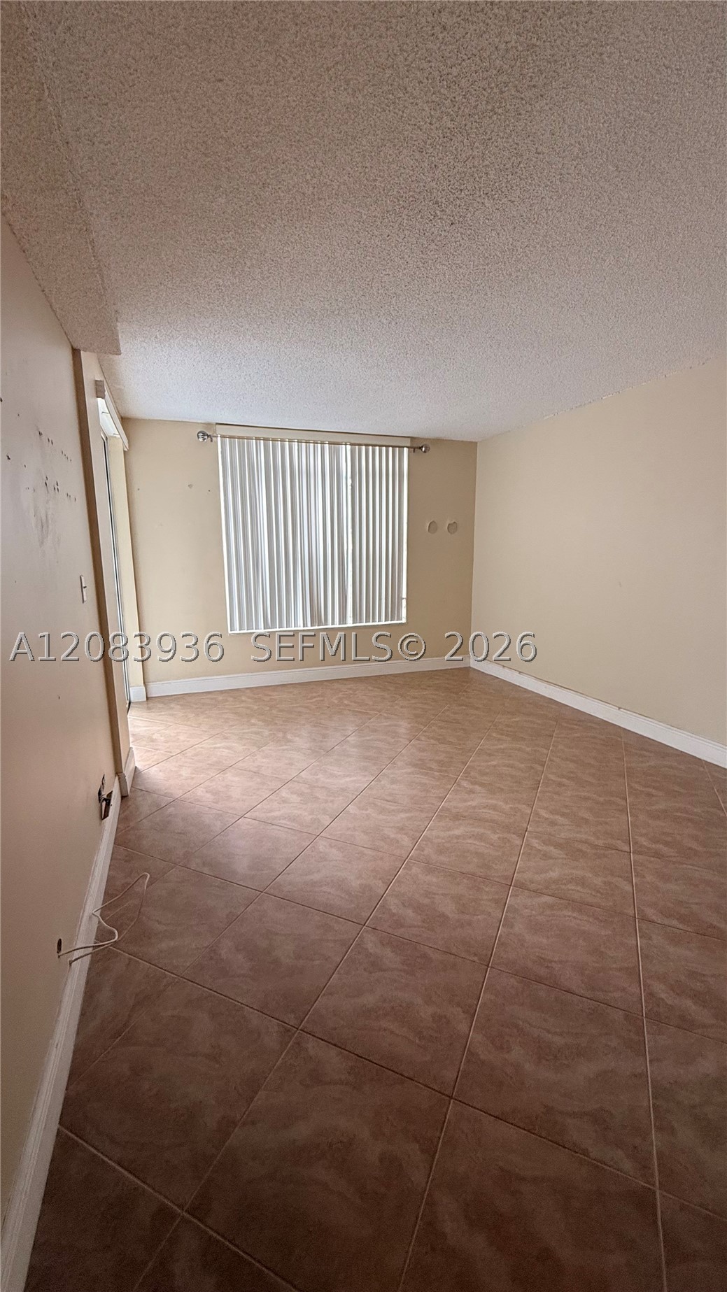 3720 Inverrary Dr 1w Property Photo 15