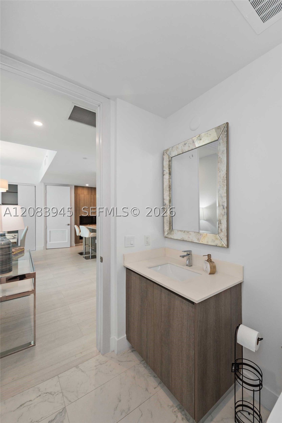 17550 Collins Ave 1403 Property Photo 13