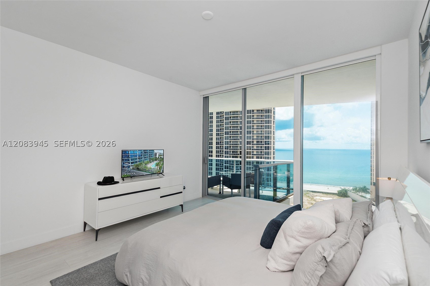 17550 Collins Ave 1403 Property Photo 25