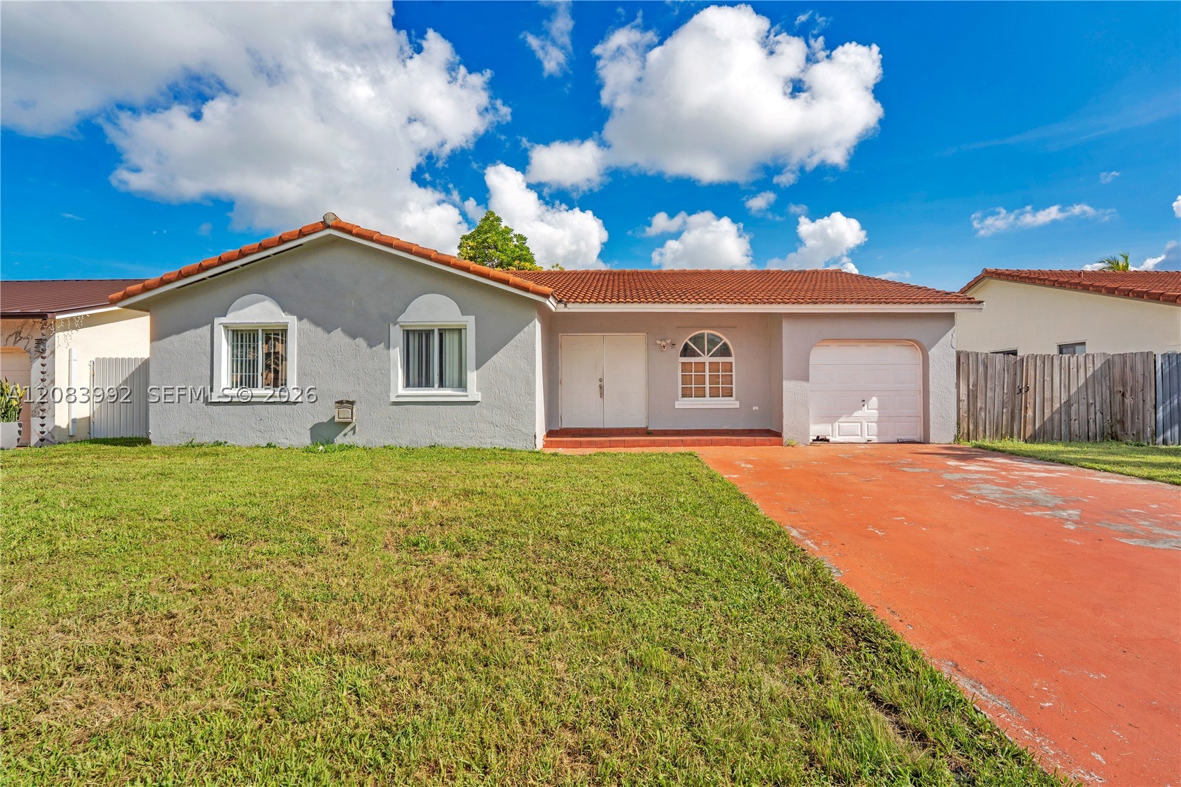 15421 SW 177th Ter Property Photo 1