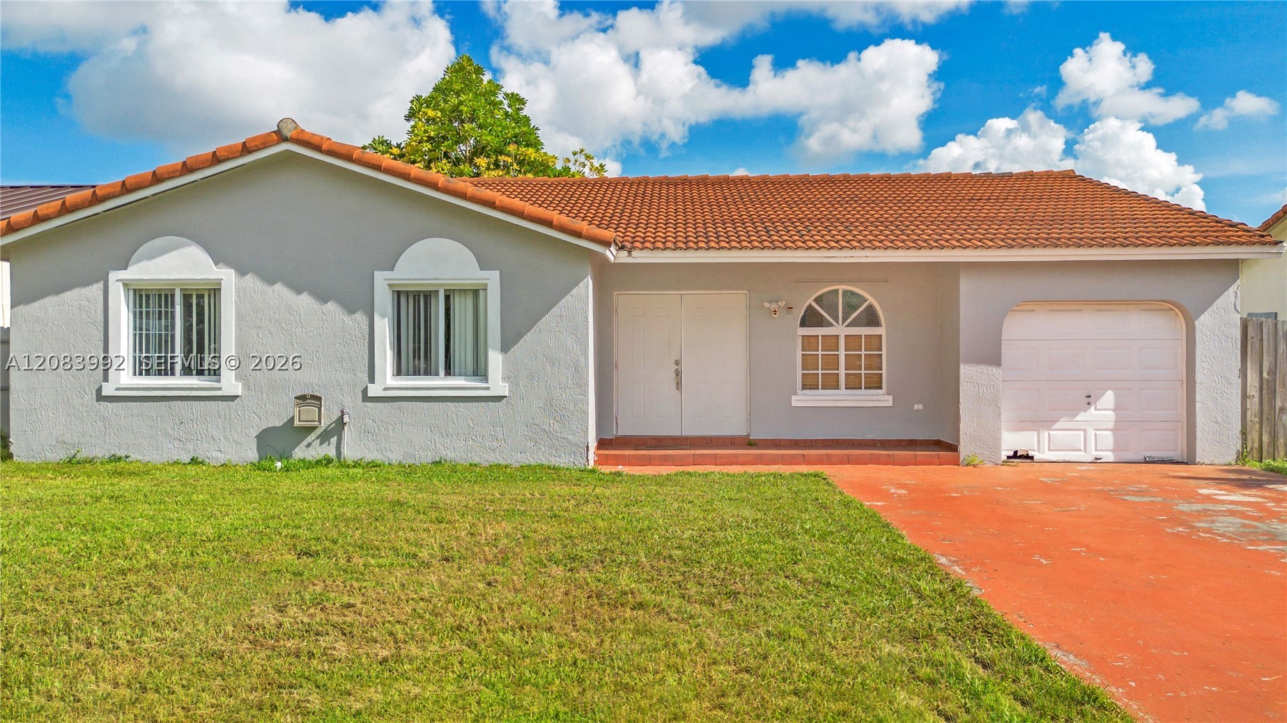 15421 Sw 177th Ter Property Photo 3