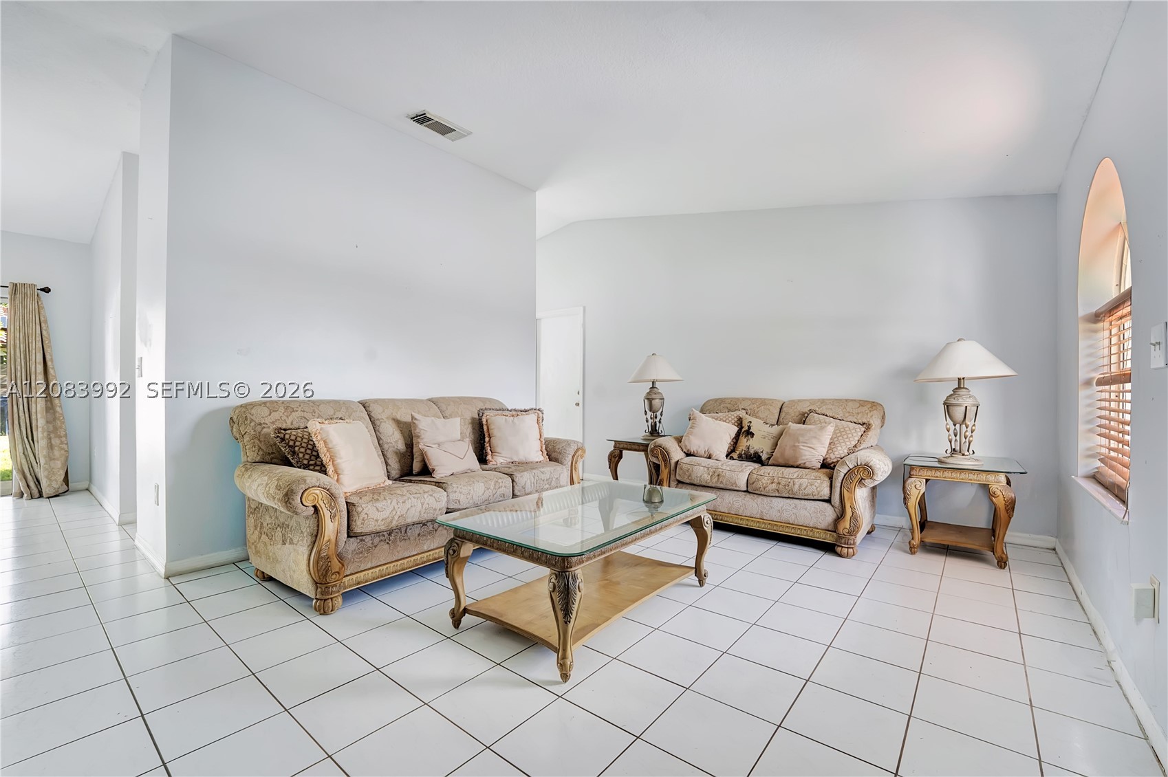 15421 Sw 177th Ter Property Photo 5