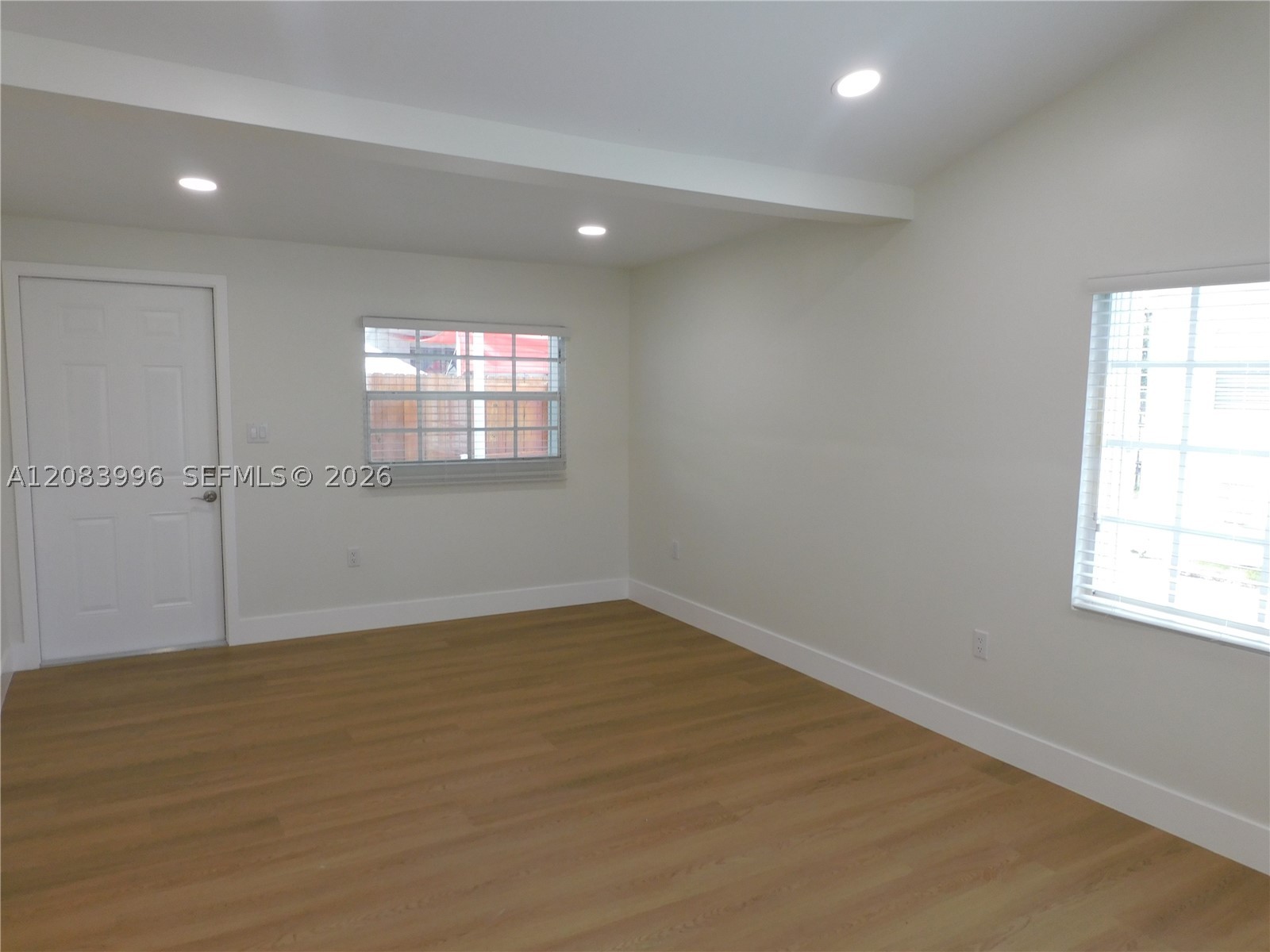 2754 Nw 26th St C Property Photo 11