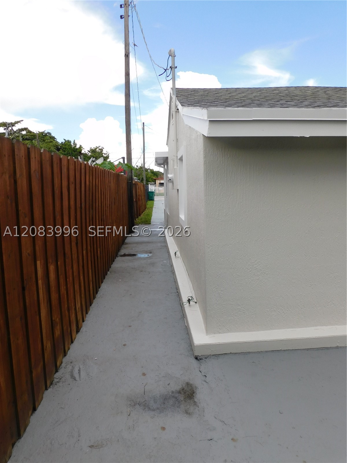 2754 Nw 26th St C Property Photo 34