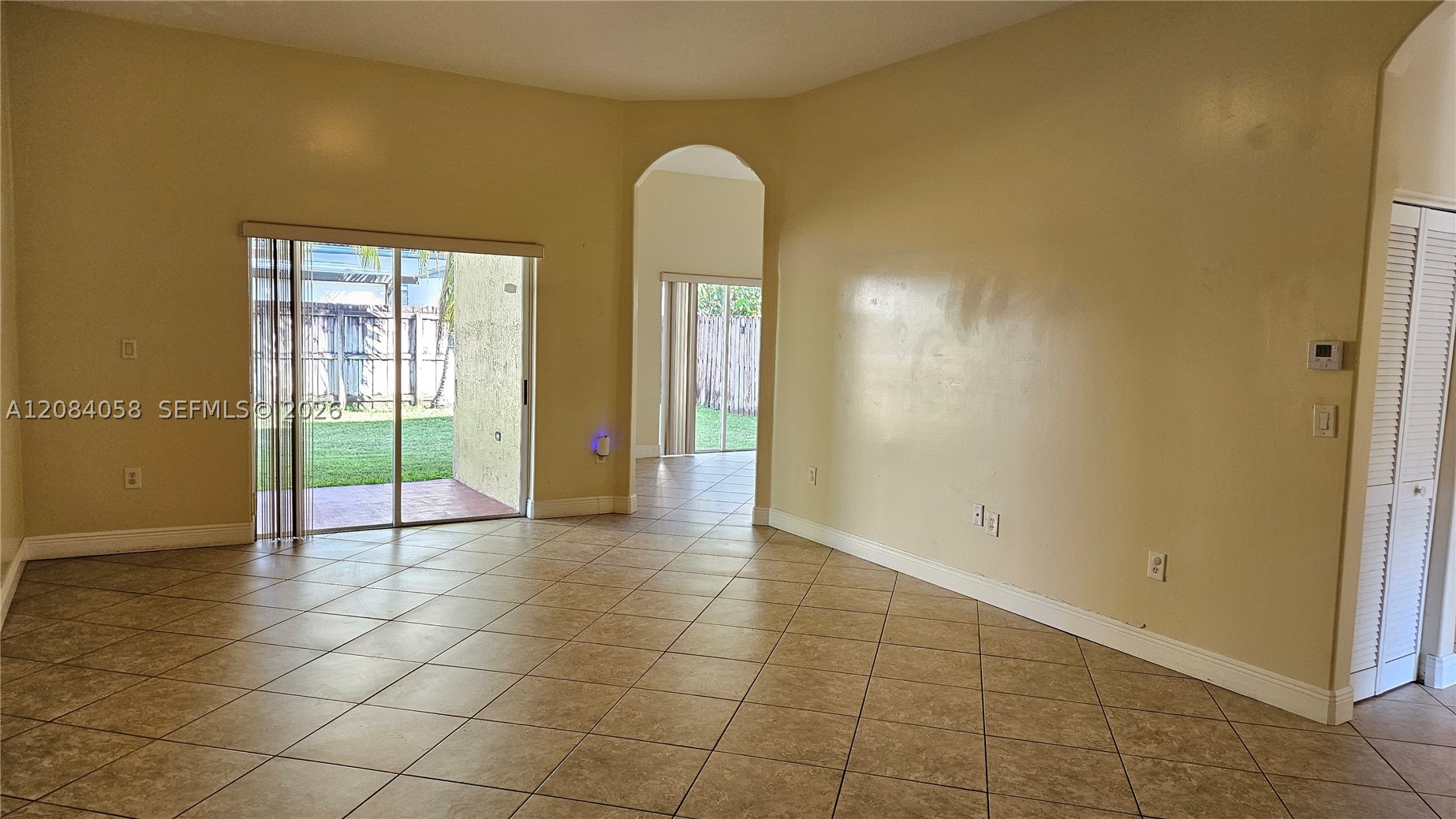 14209 Sw 160 Ct Property Photo 4