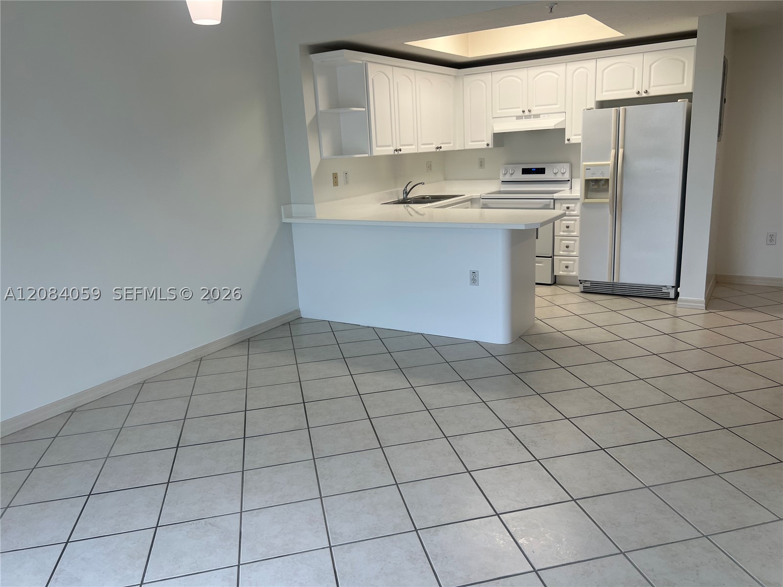 3500 Coral Way 1202 Property Photo 6