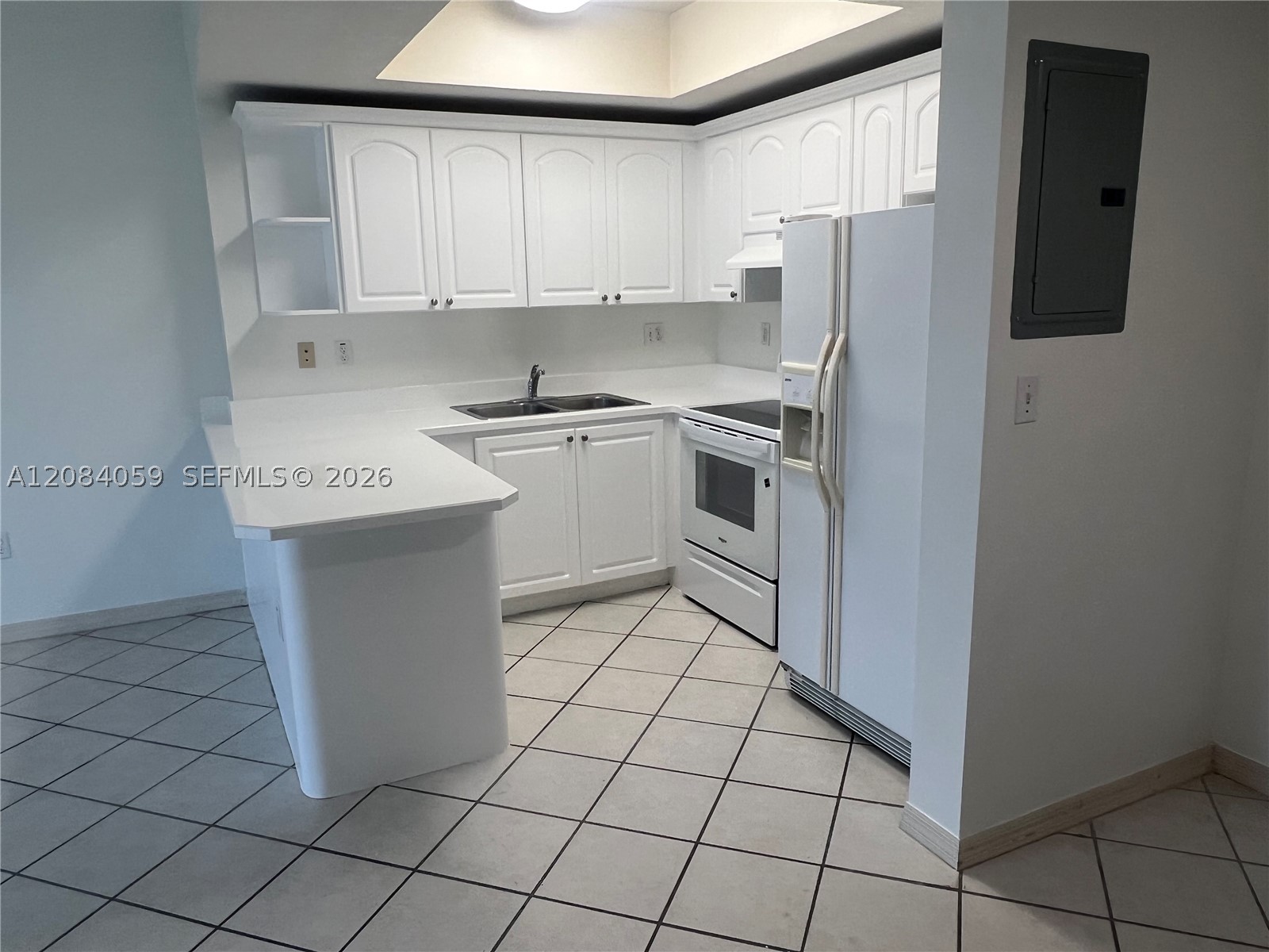 3500 Coral Way 1202 Property Photo 9