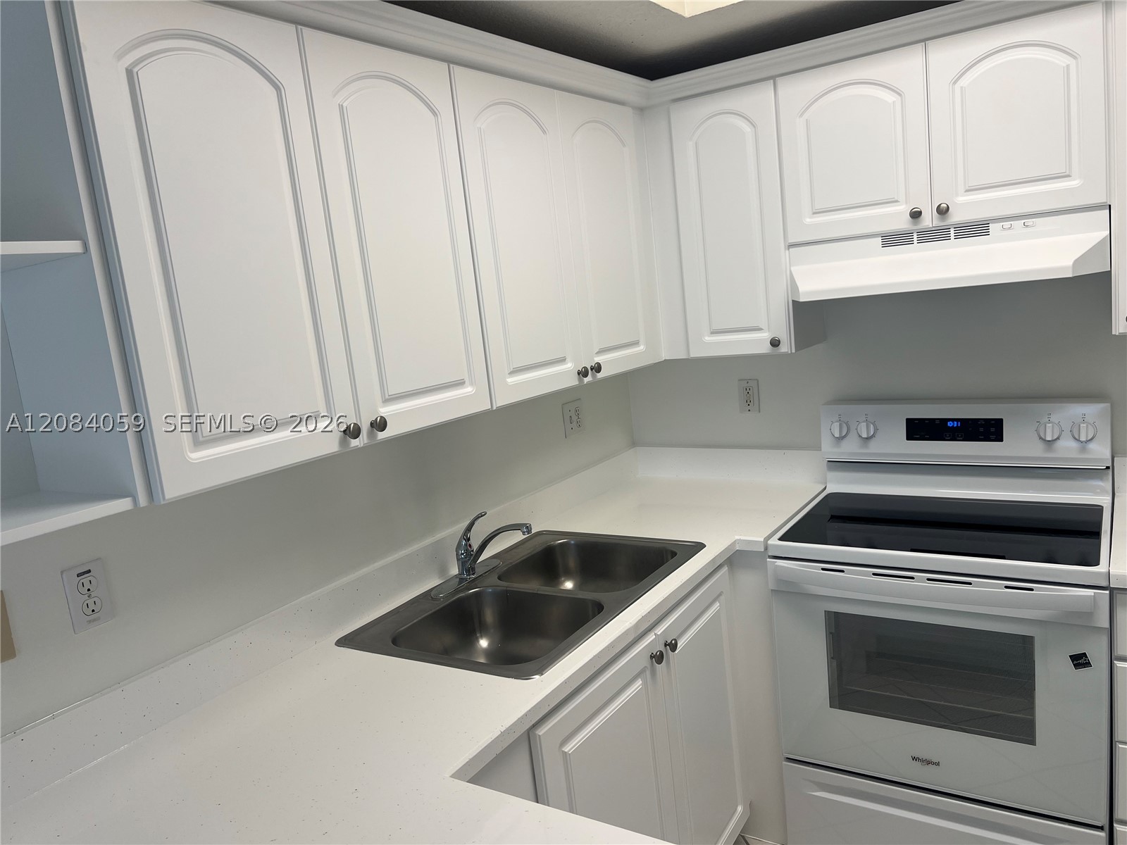 3500 Coral Way 1202 Property Photo 10