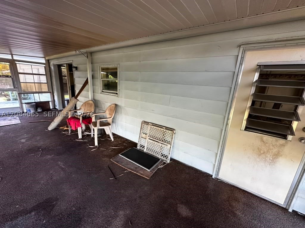 47008 Aquadilla Bay Property Photo 3