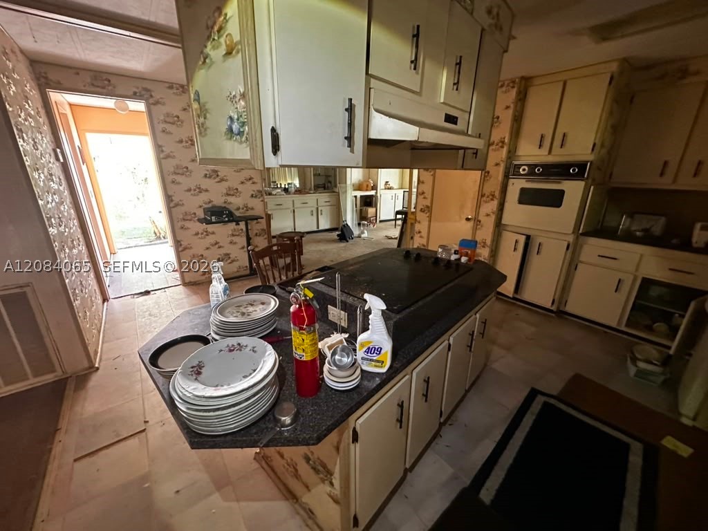 47008 Aquadilla Bay Property Photo 27
