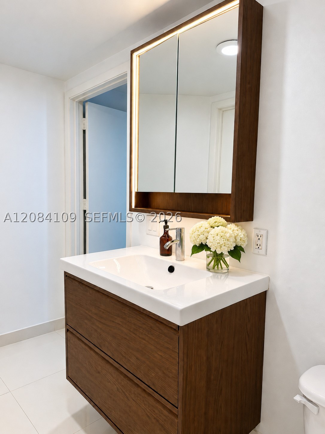 690 Sw 1st Ct 602 Property Photo 10