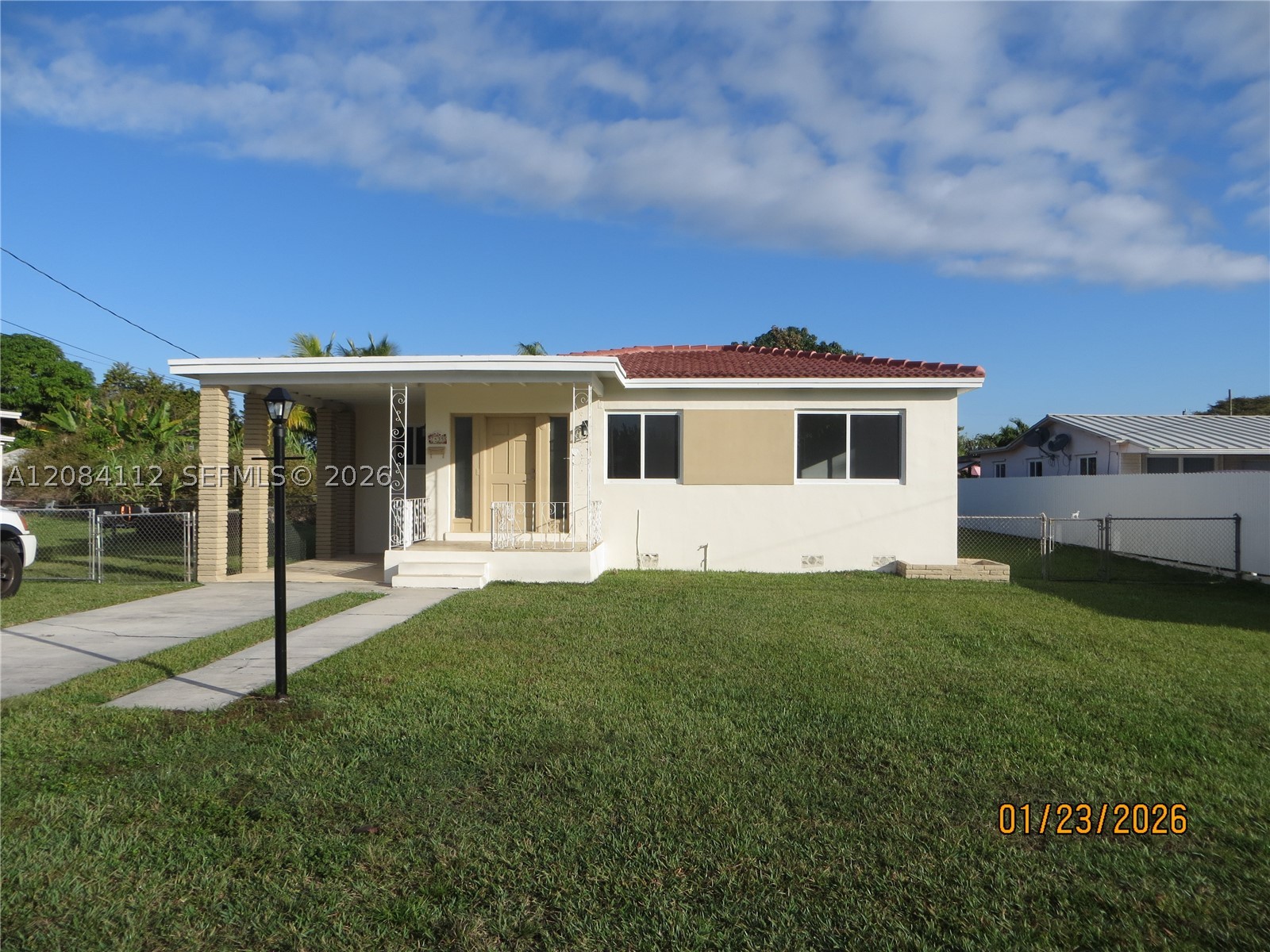 7435 SW 22nd St Property Photo 1