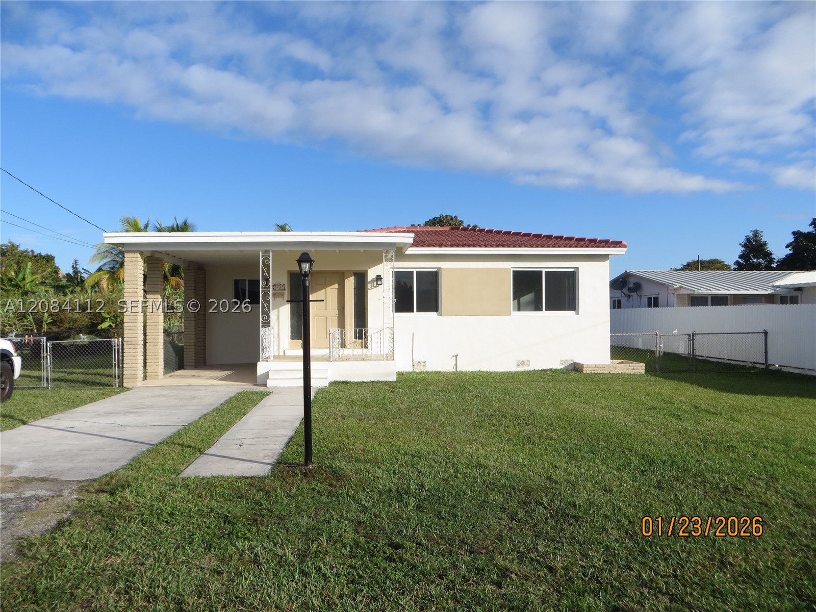 7435 Sw 22nd St Property Photo 6