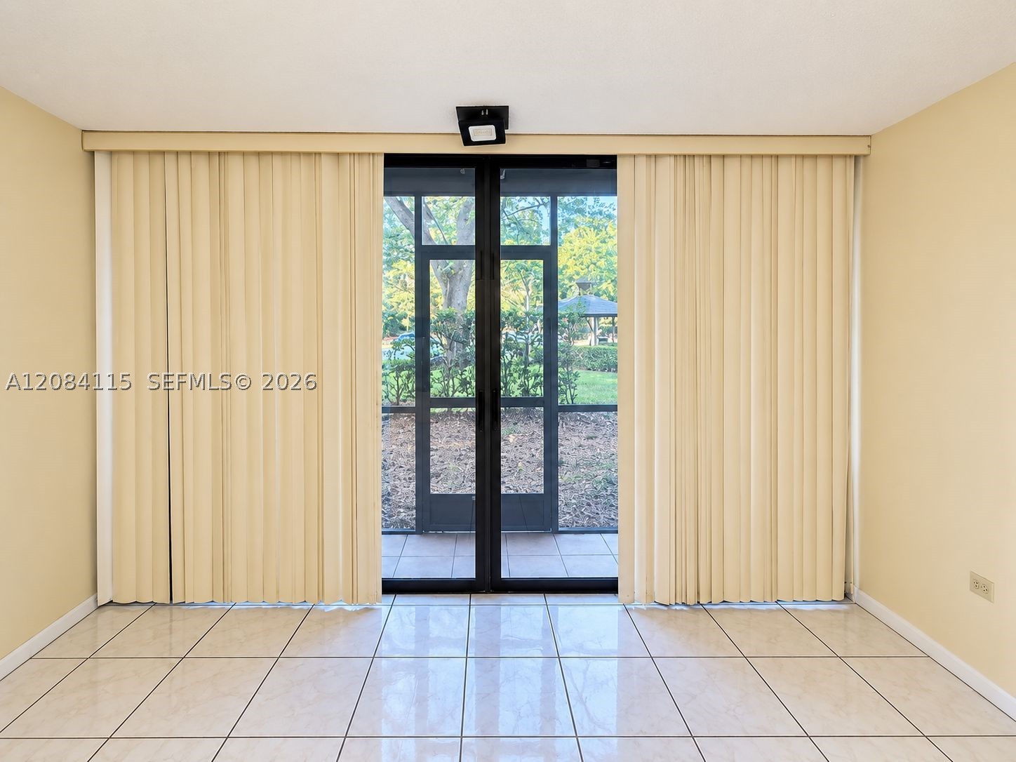 3720 Inverrary Dr 1n Property Photo 21