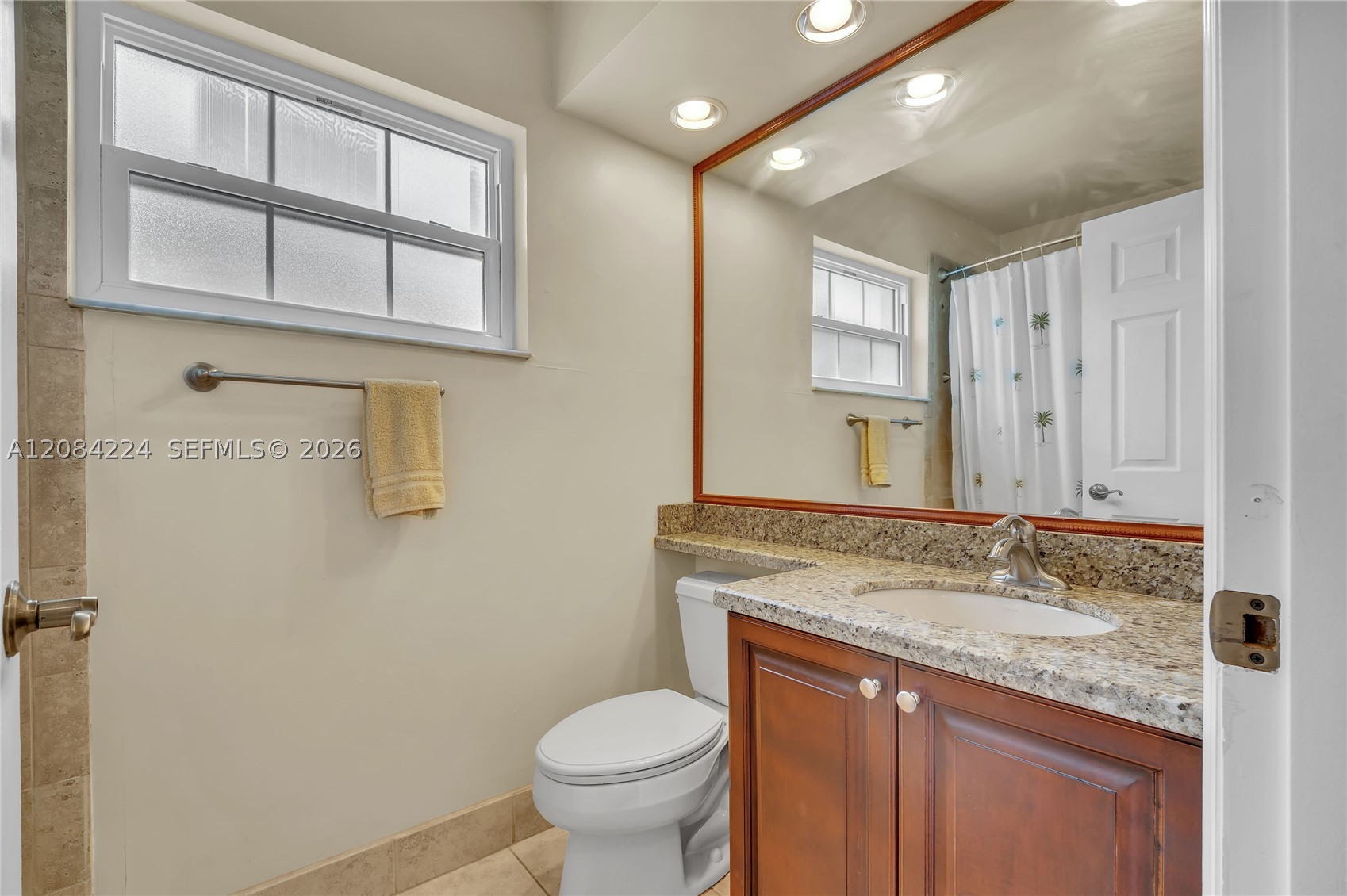 685 Se 25th Ln Property Photo 33