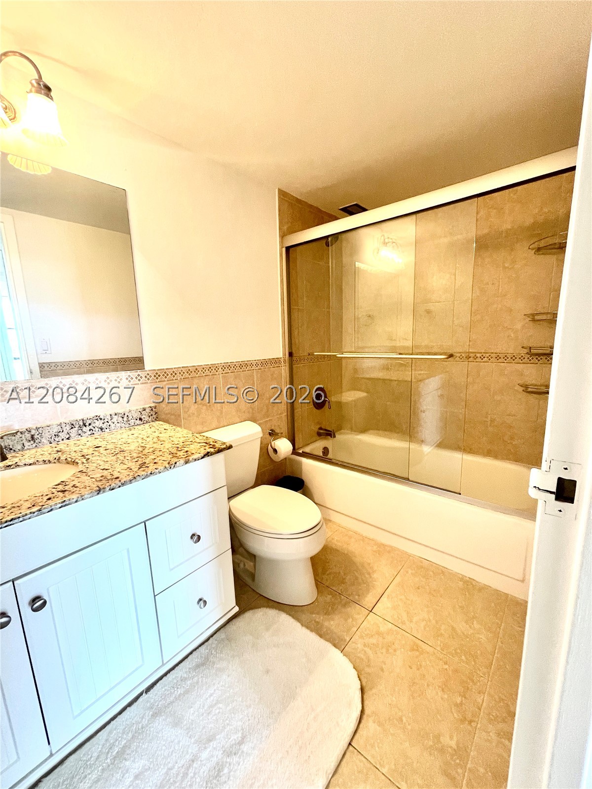 1000 Parkview Dr 527 Property Photo 7