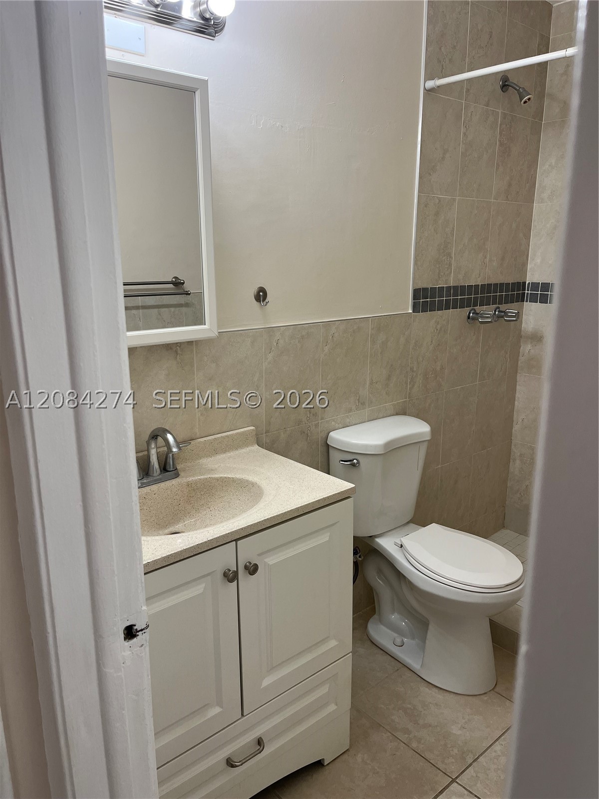 2840 Fillmore St 7 Property Photo 7