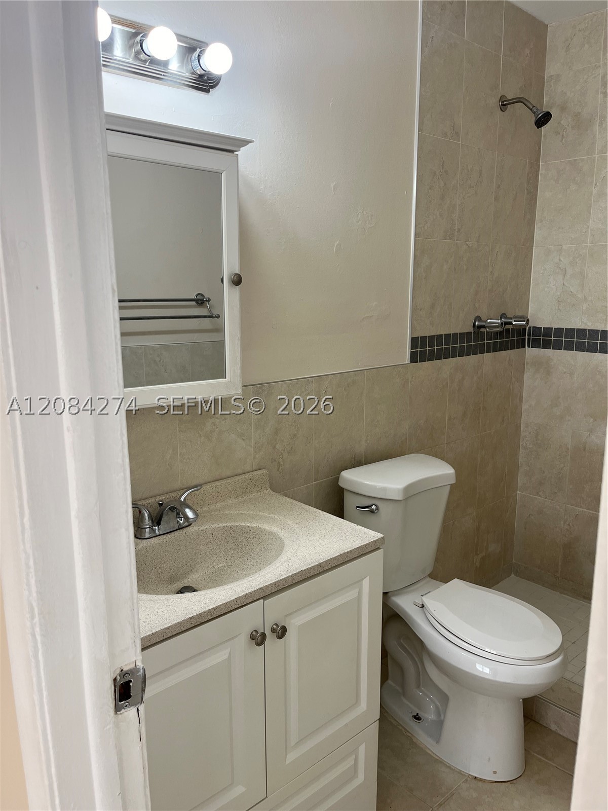 2840 Fillmore St 7 Property Photo 11