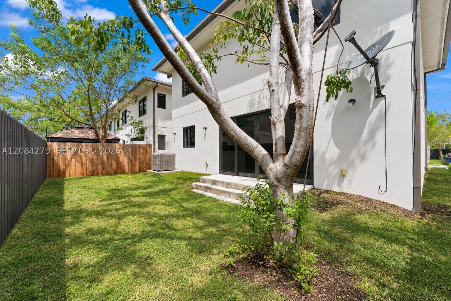 1167 Nw 2nd St Property Photo 18