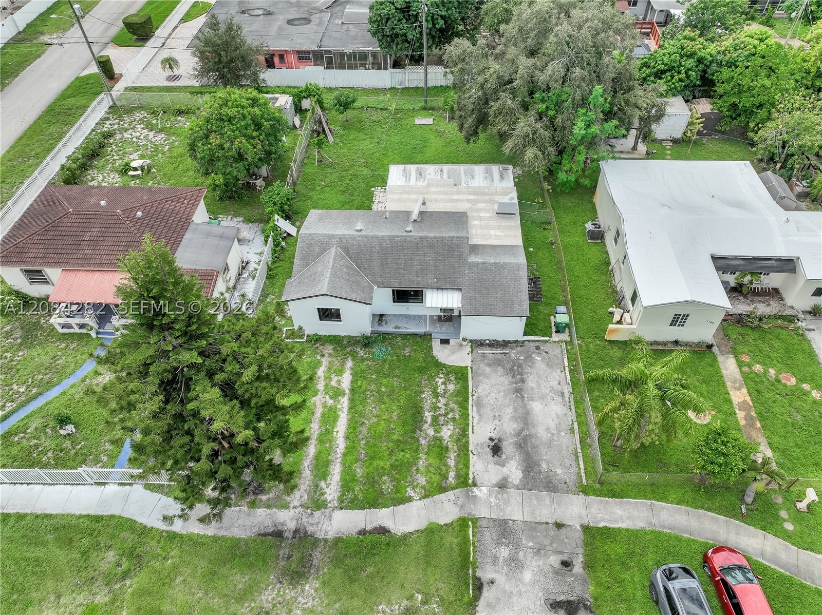 1146 Jann Ave Property Photo 3