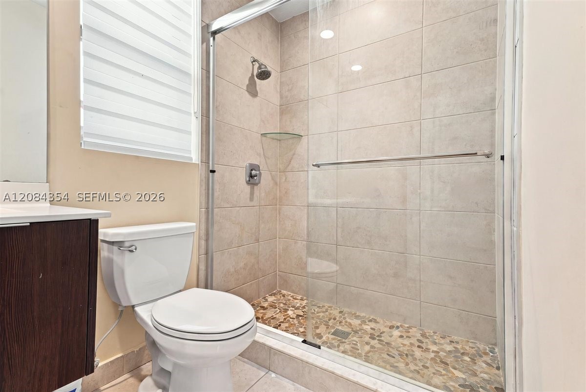 10455 Nw 82nd St 10 Property Photo 15