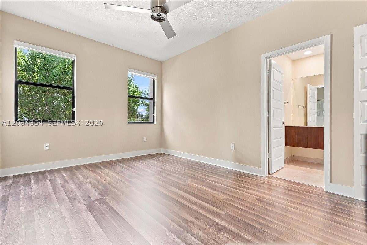 10455 Nw 82nd St 10 Property Photo 16