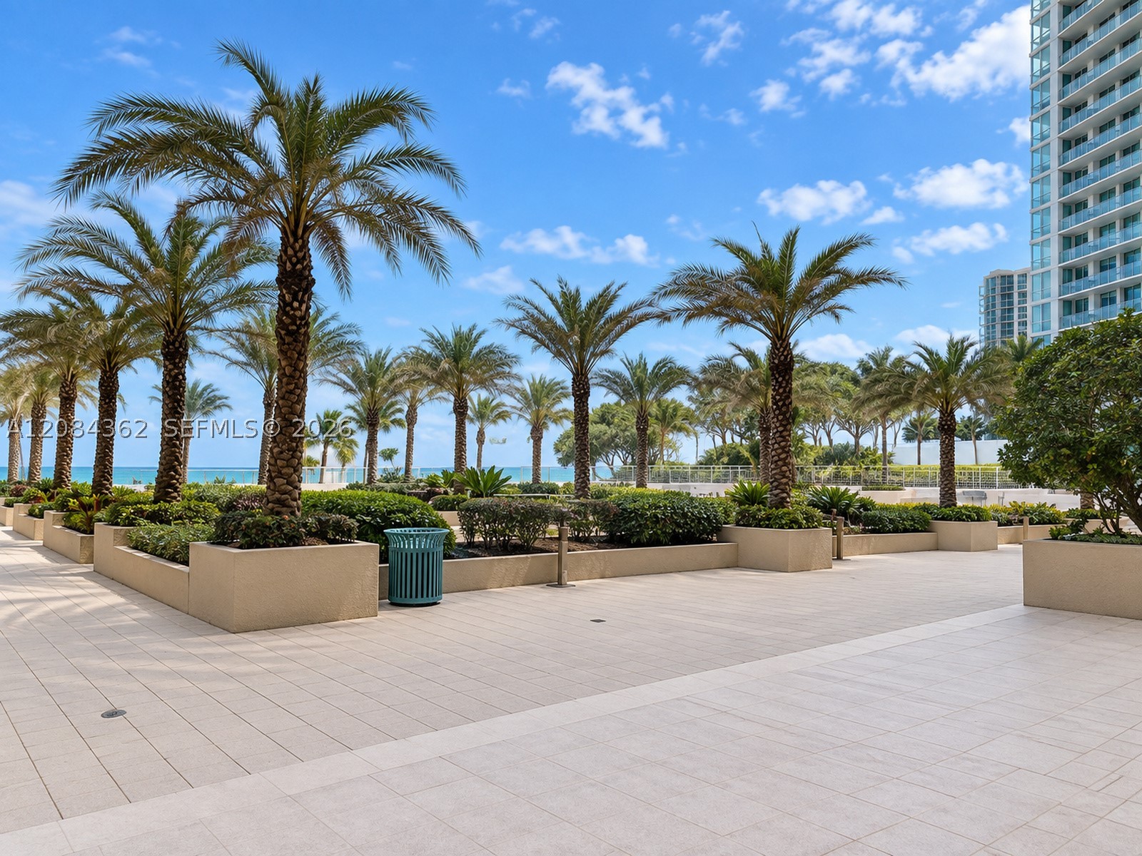 2501 S Ocean Dr 323 Property Photo 16