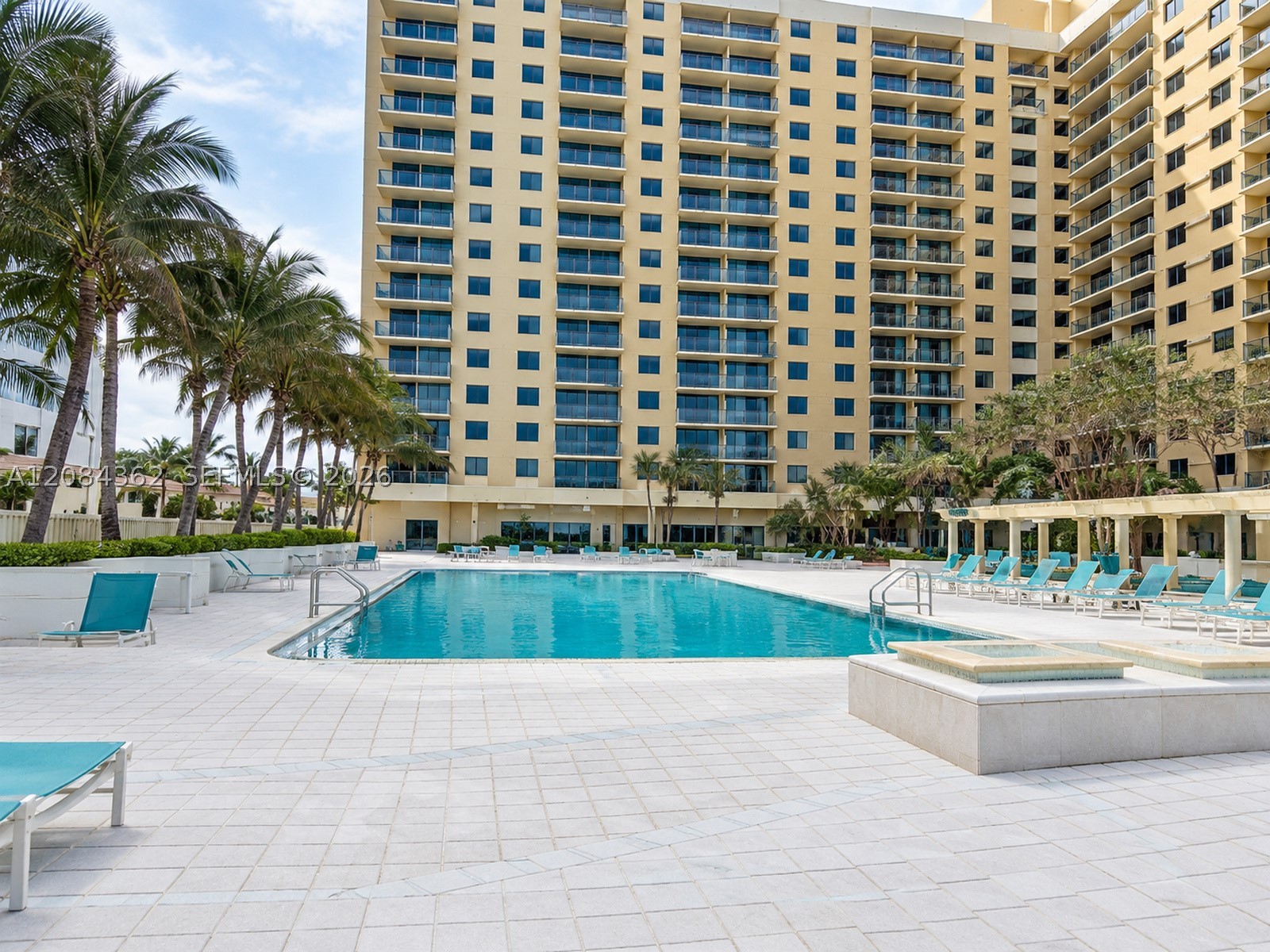 2501 S Ocean Dr 323 Property Photo 21