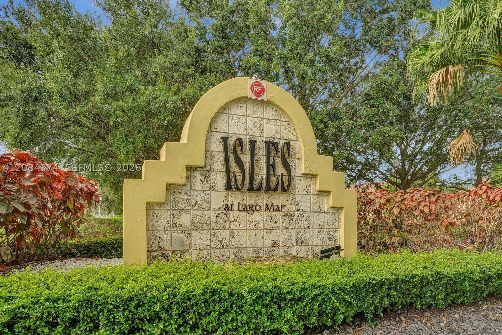 12730 Vista Isles Dr 823 Property Photo 1