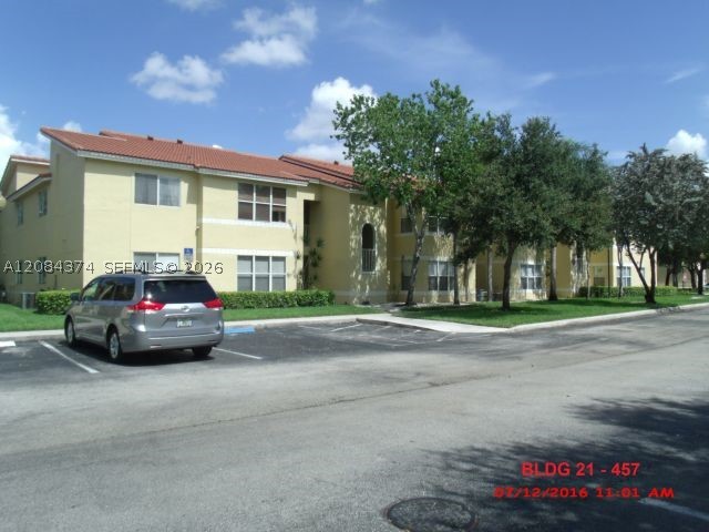 12730 Vista Isles Dr 823 Property Photo 4