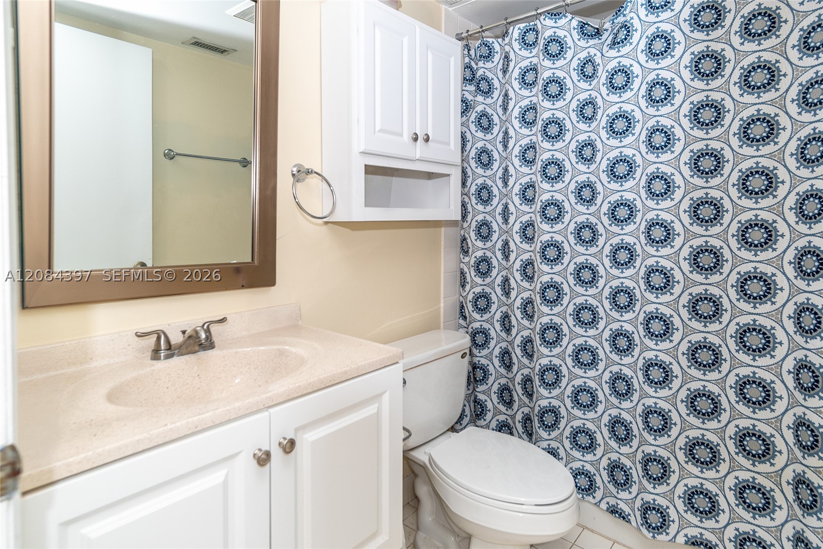2220 Se 27th Dr 205-b Property Photo 13