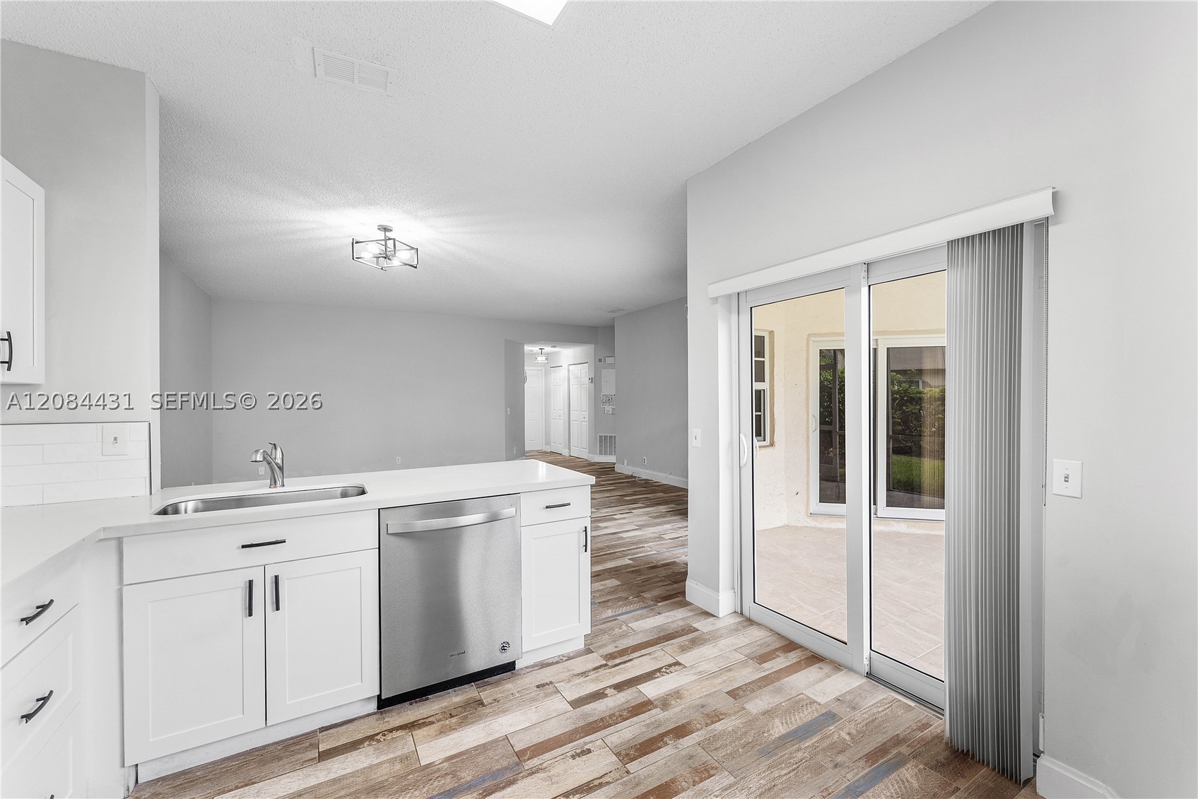 6649 Via Regina # Property Photo 7