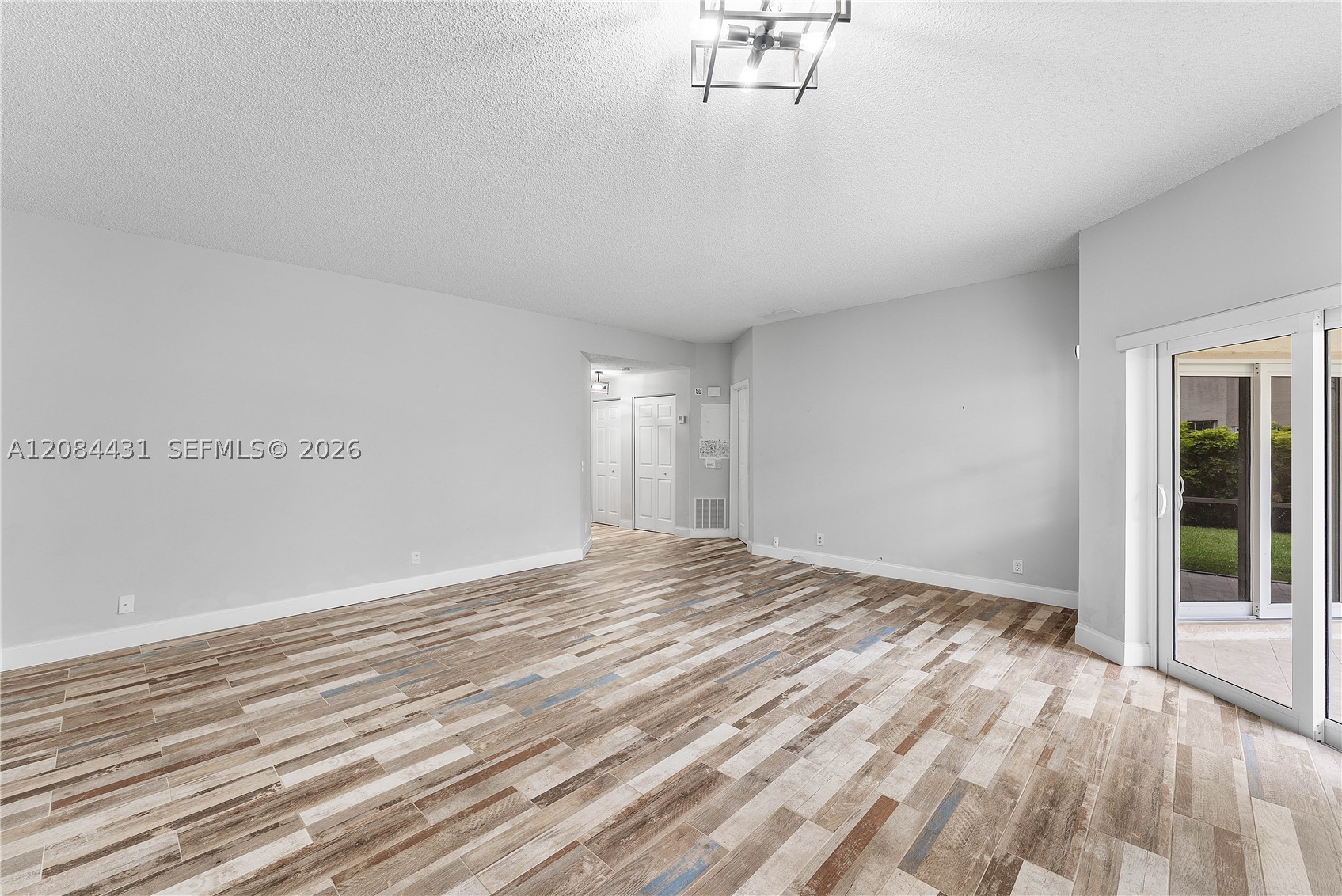 6649 Via Regina # Property Photo 10