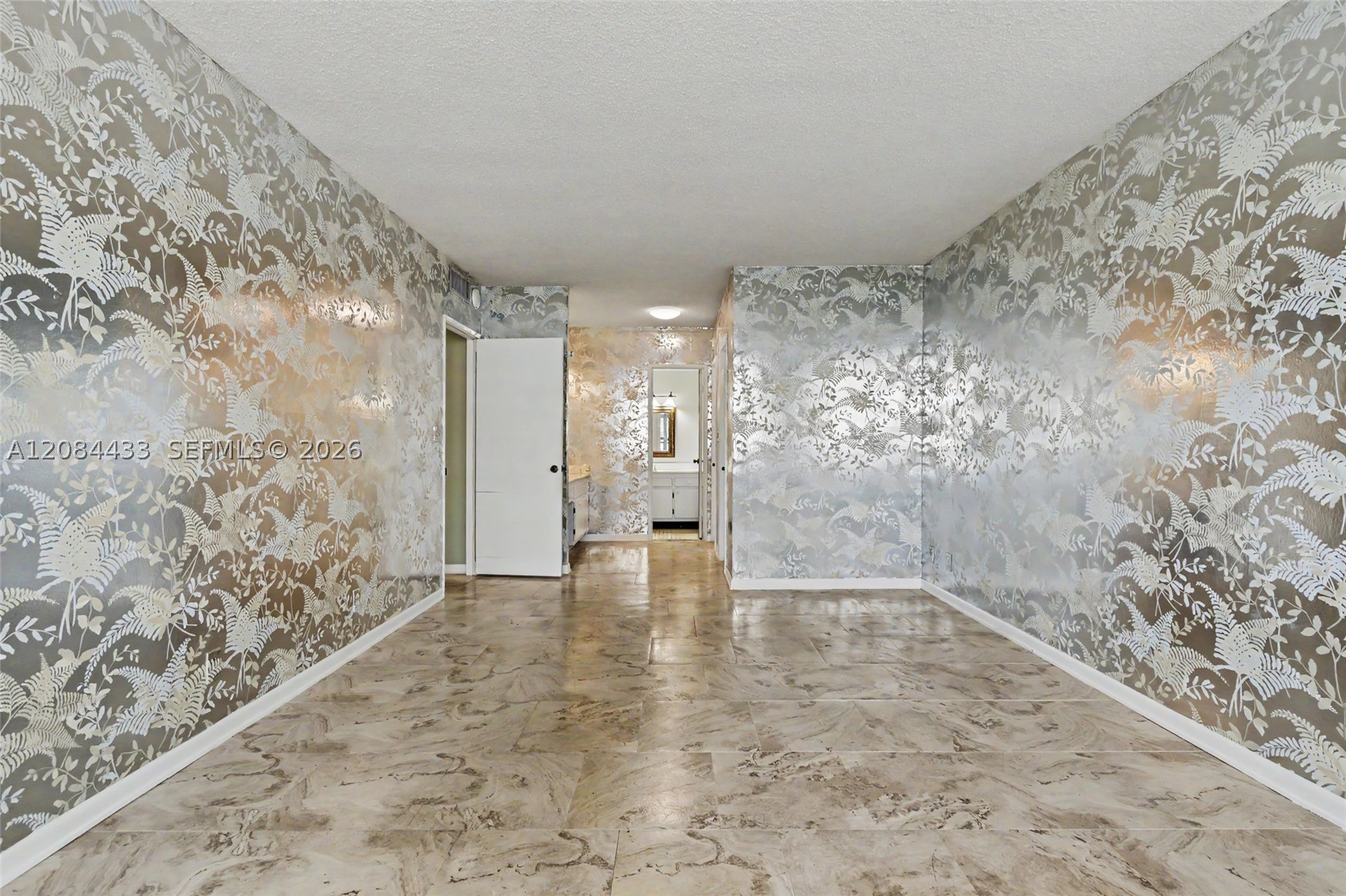 4330 Hillcrest Dr 520 Property Photo 21