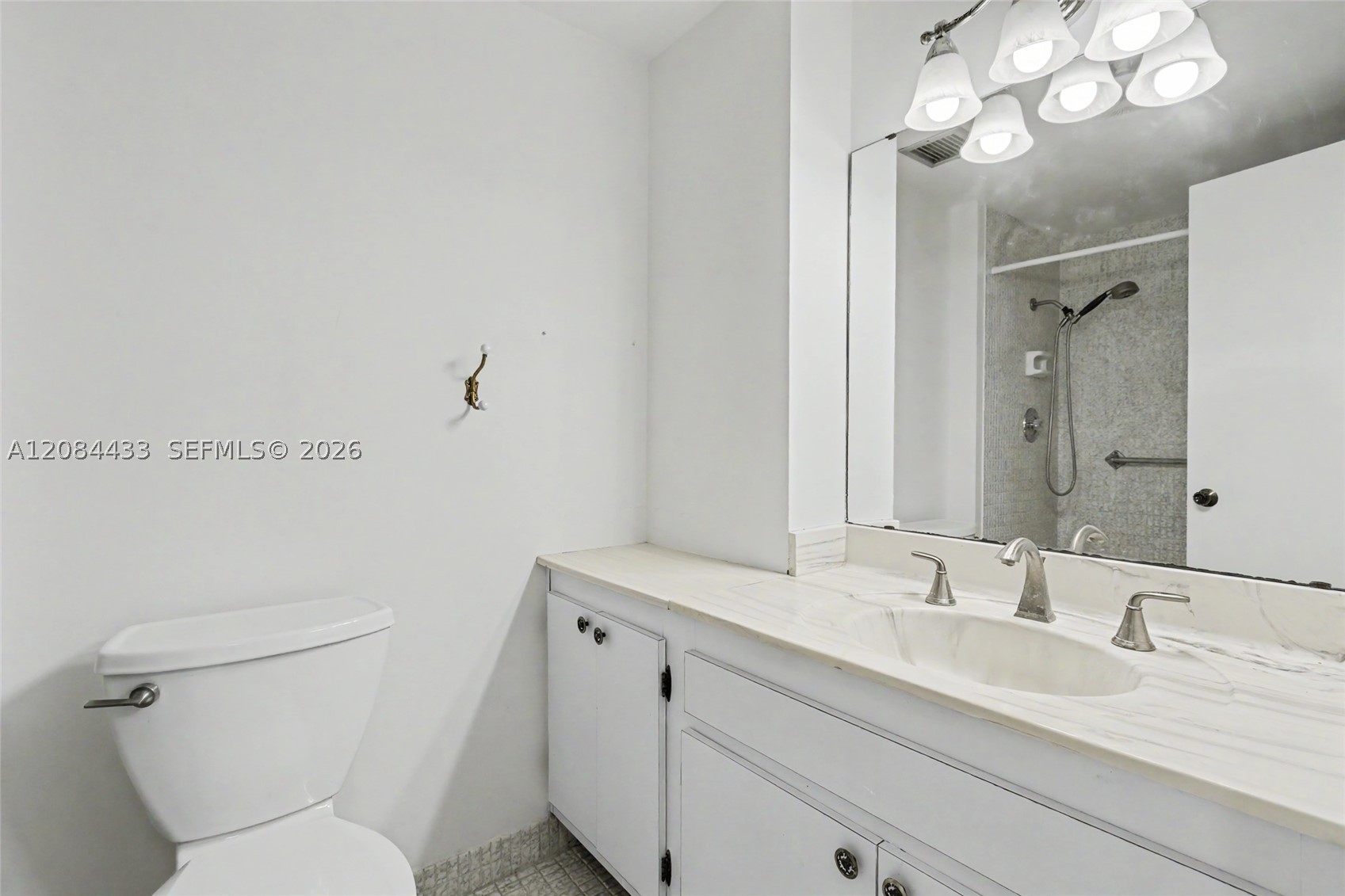 4330 Hillcrest Dr 520 Property Photo 30
